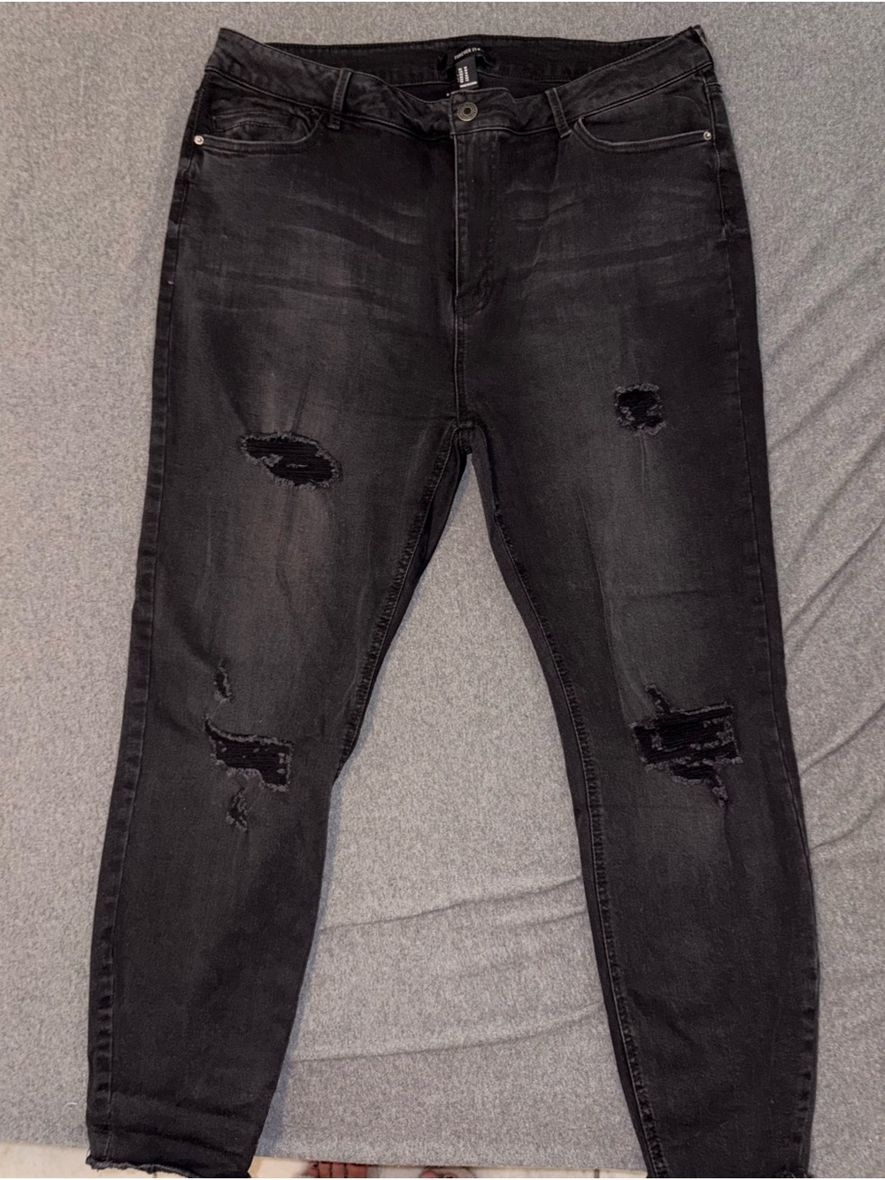 Black Distressed women’s plus size Jeans